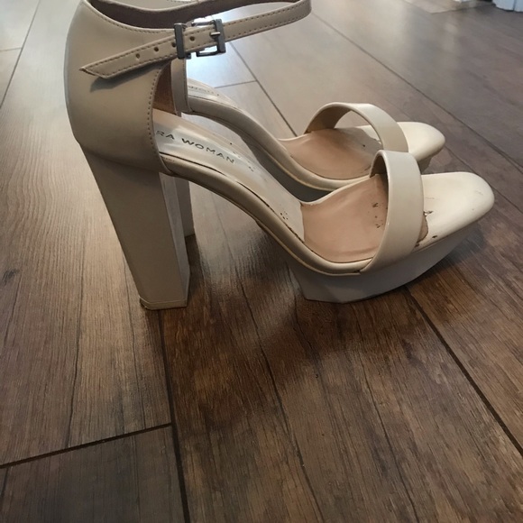 Zara sandals - Picture 2 of 4